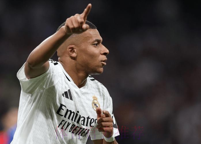 特巴斯回应主持说姆巴佩来皇马传闻：比我懂得多